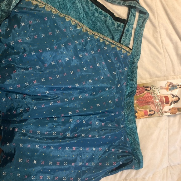 2 Magic Wrap Skirts - Picture 3 of 8